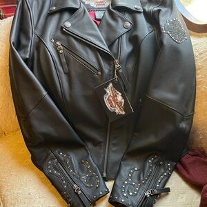 Ladies Harley-Davidson Black Studded Leather Jacket NWT